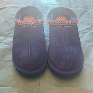 Blue Suede Ugg Slip-On Shoes size 6 in women